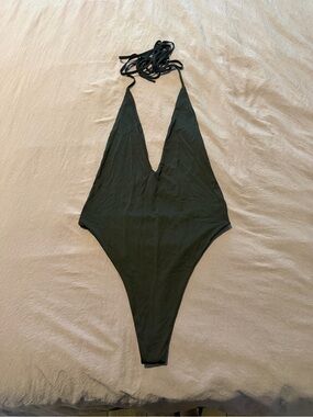 437 Johnson - Deep V Halter One-Piece Swimsuit - Black